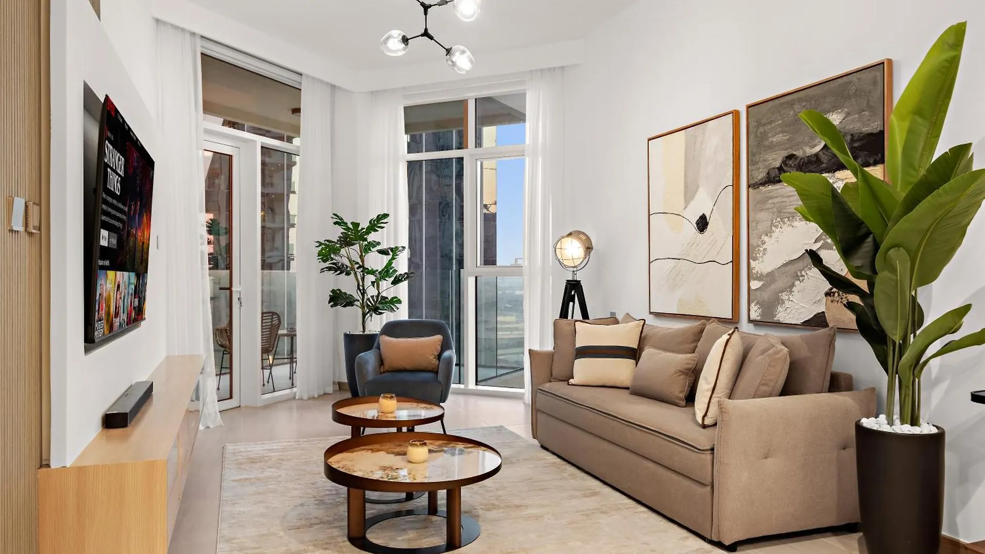 Luxury 2Br In Business Bay With Balcony & Canal View Dubai